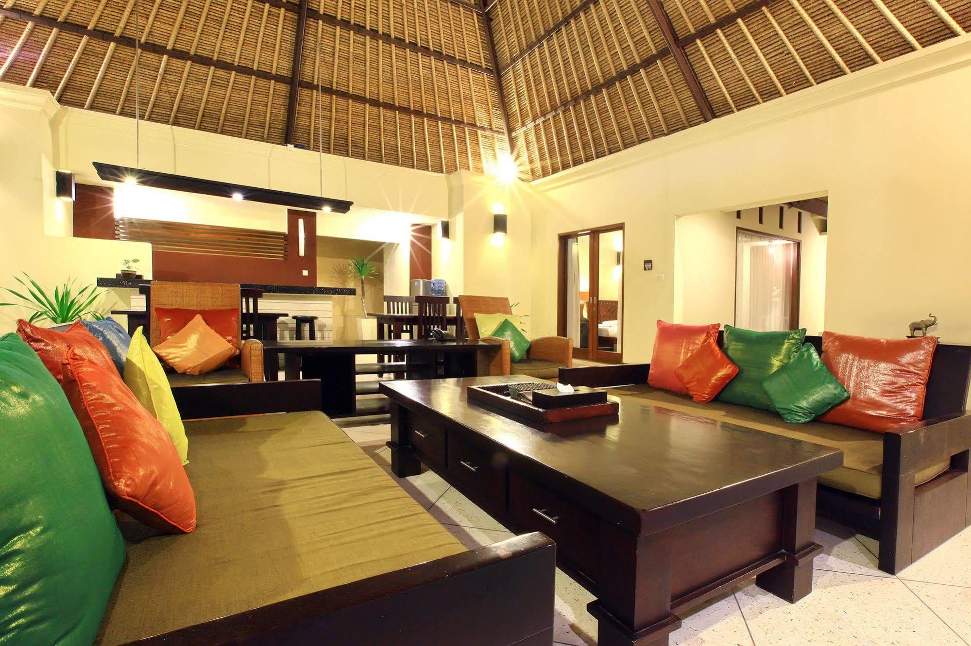 Mutiara Jimbaran Villas Kuta Selatan 外观 照片